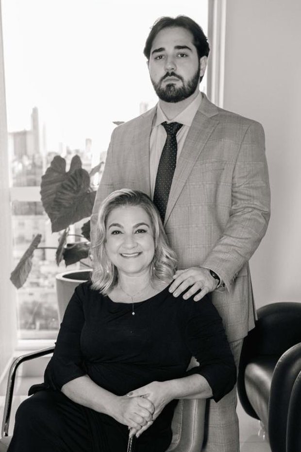 Dra. Danielle Parreira e João Victor Parreira